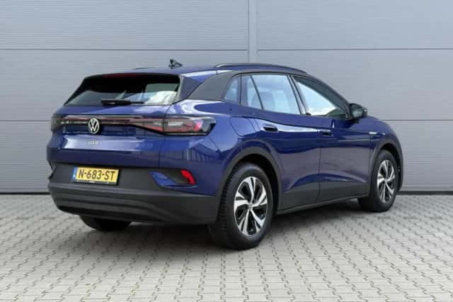Volkswagen ID.4 (2021) thumbnail 2