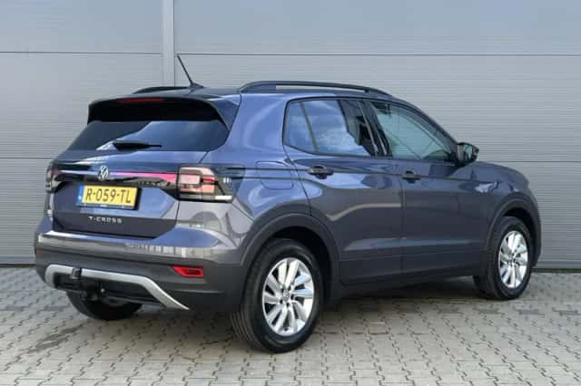 Volkswagen T-Cross (2022) thumbnail 2
