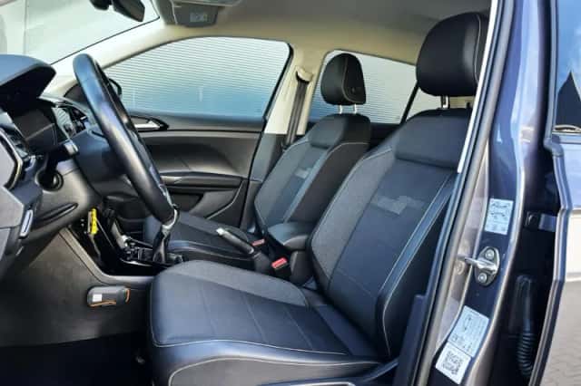 Volkswagen T-Cross (2022) thumbnail 4