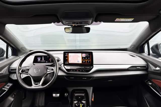Volkswagen ID.4 (2021) thumbnail 4