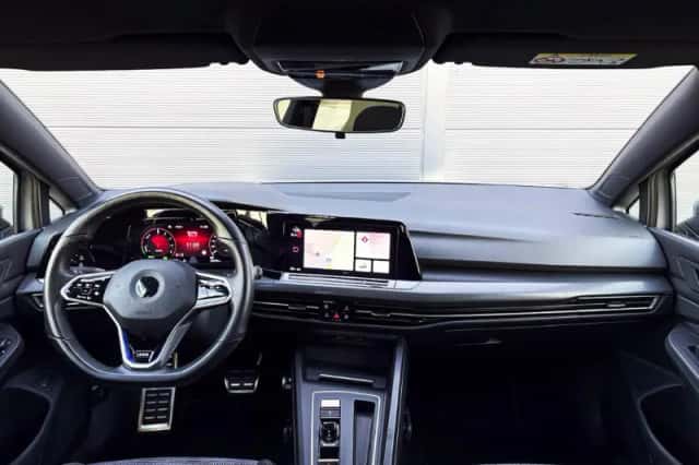 Volkswagen Golf (2021) thumbnail 5