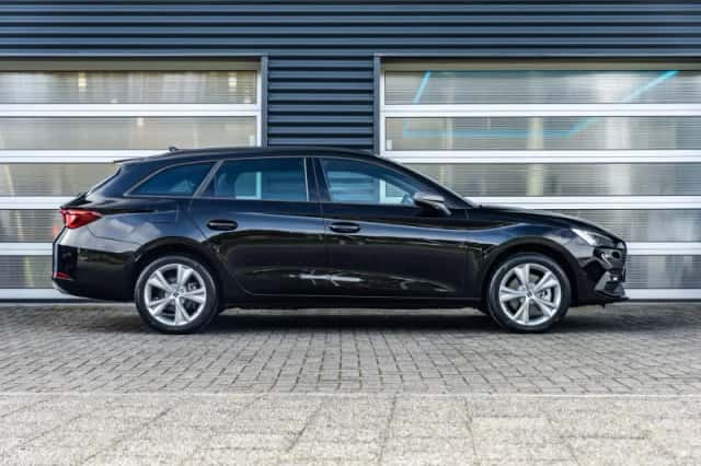 SEAT Leon Sportstourer (2026) thumbnail 3