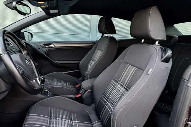 Volkswagen Golf (2015) thumbnail 4