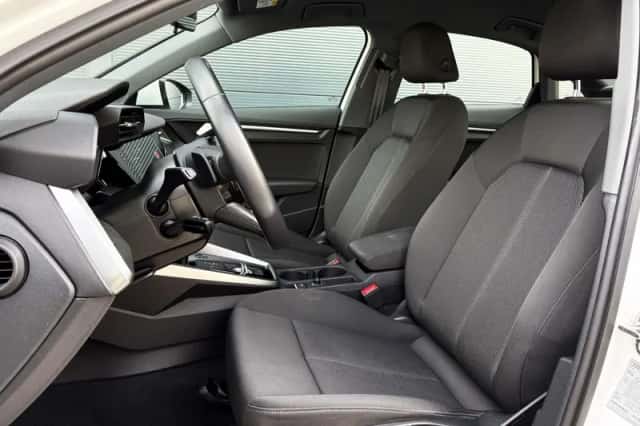 Audi A3 (2022) thumbnail 4