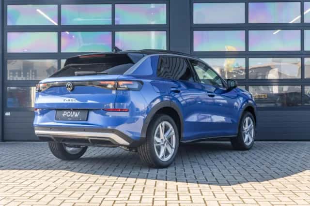 Volkswagen T-Roc (2026) thumbnail 2