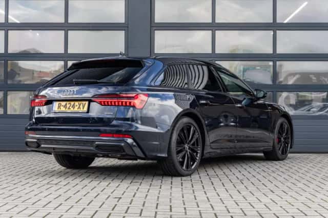 Audi A6 (2023) thumbnail 2