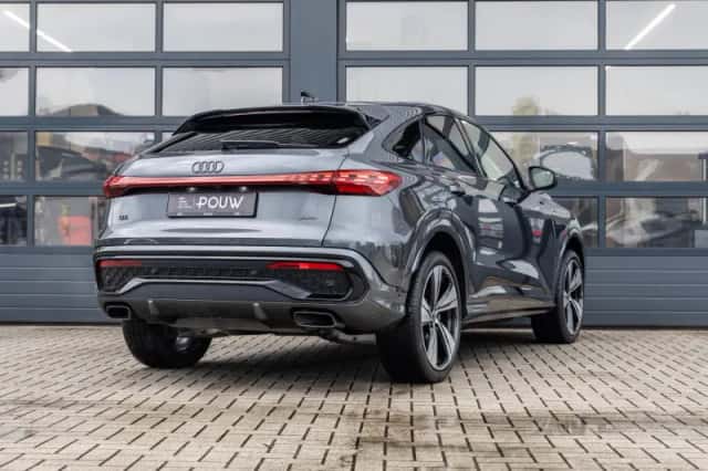 Audi Q5 (2025) thumbnail 2