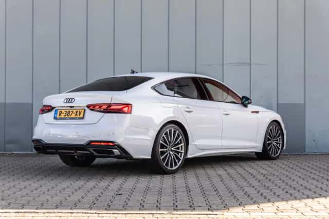 Audi A5 (2023) thumbnail 2