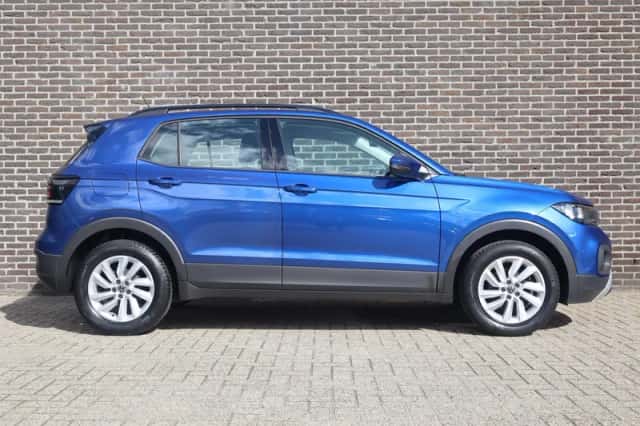 Volkswagen T-Cross (2021) thumbnail 3