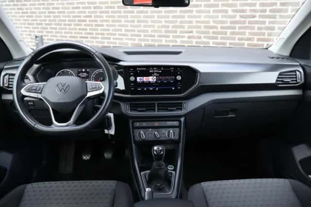 Volkswagen T-Cross (2021) thumbnail 5
