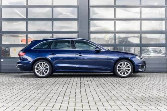Audi A4 (2021) thumbnail 3