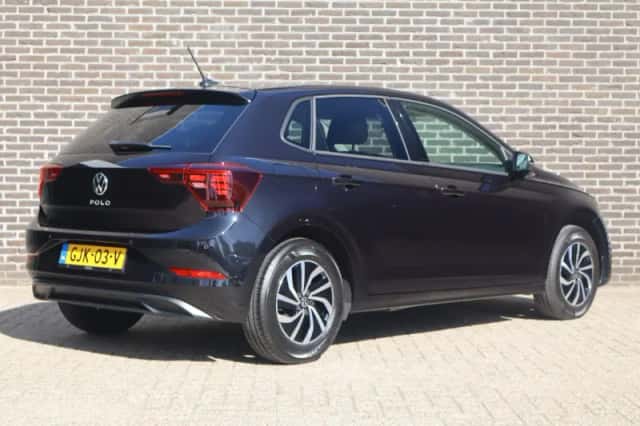 Volkswagen Polo (2024) thumbnail 2