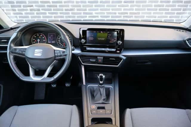 SEAT Leon Sportstourer (2023) thumbnail 5