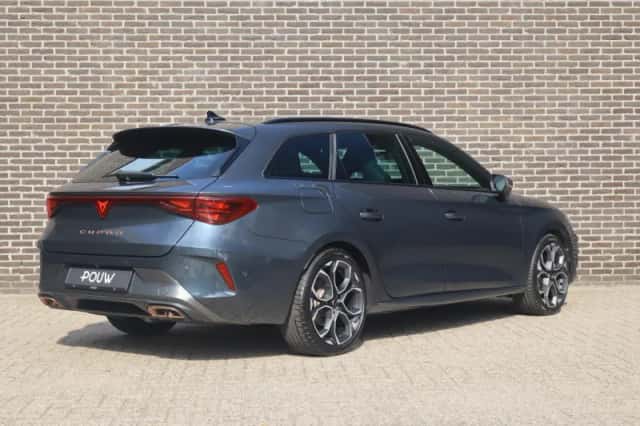 CUPRA Leon Sportstourer (2025) thumbnail 2