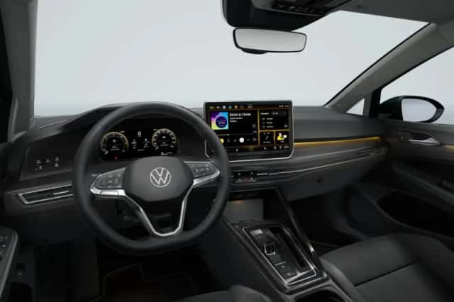 Volkswagen Golf (2026) thumbnail 4