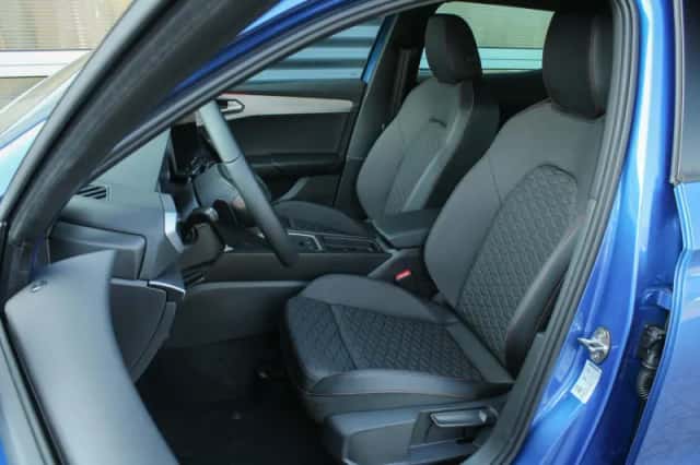 SEAT Leon (2026) thumbnail 4
