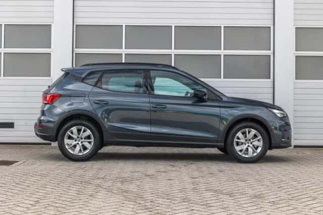 SEAT Arona (2026) thumbnail 3