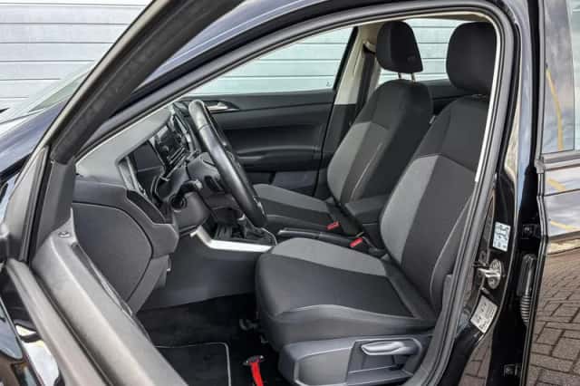 Volkswagen Polo (2023) thumbnail 4