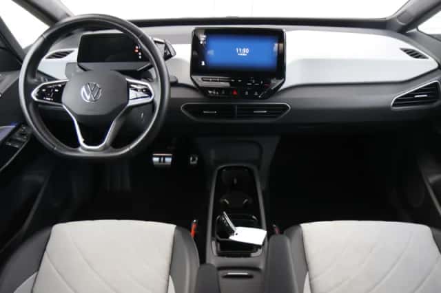 Volkswagen ID.3 (2023) thumbnail 5