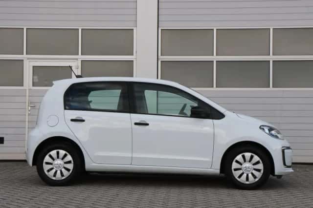 Volkswagen E-up! (2020) thumbnail 3