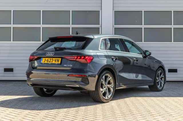 Audi A3 (2020) thumbnail 2