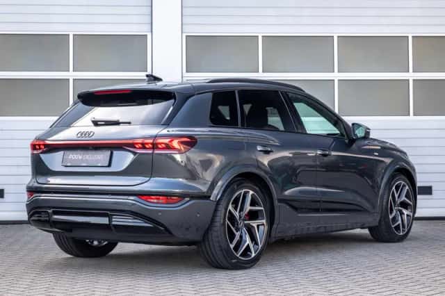 Audi Q6 e-tron (2026) thumbnail 2