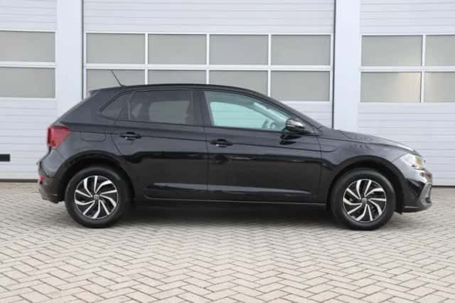 Volkswagen Polo (2024) thumbnail 3