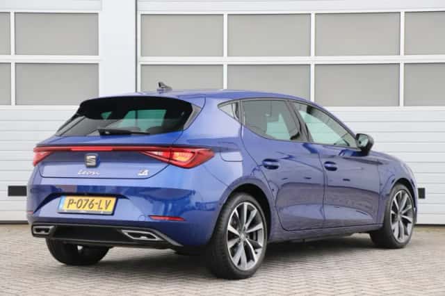 SEAT Leon (2021) thumbnail 2