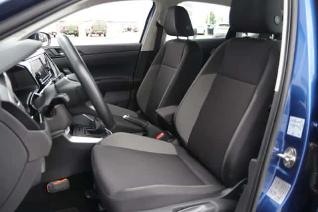 Volkswagen Polo (2023) thumbnail 4