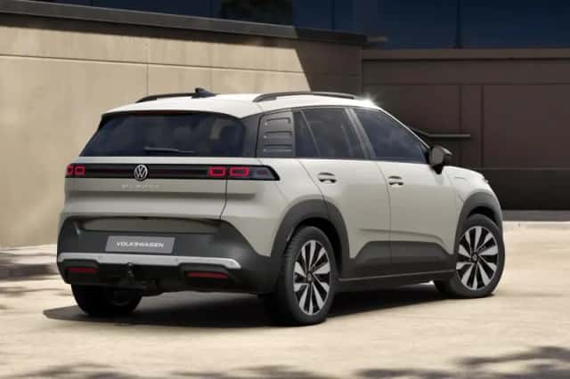 Volkswagen ID. Cross (2026) thumbnail 2