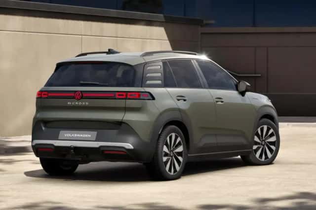 Volkswagen ID. Cross (2026) thumbnail 2