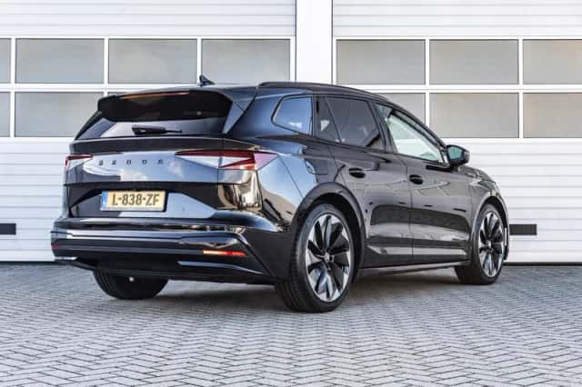 Škoda Enyaq (2021) thumbnail 2