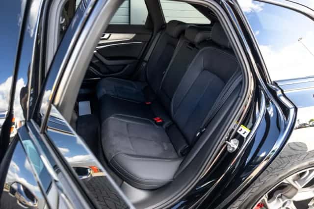 Audi A6 (2024) thumbnail 6