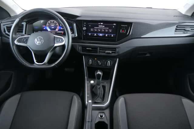 Volkswagen Polo (2024) thumbnail 5