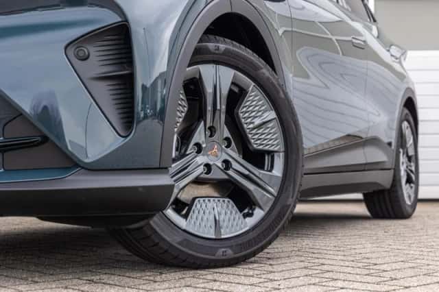 CUPRA Raval (2026) thumbnail 6