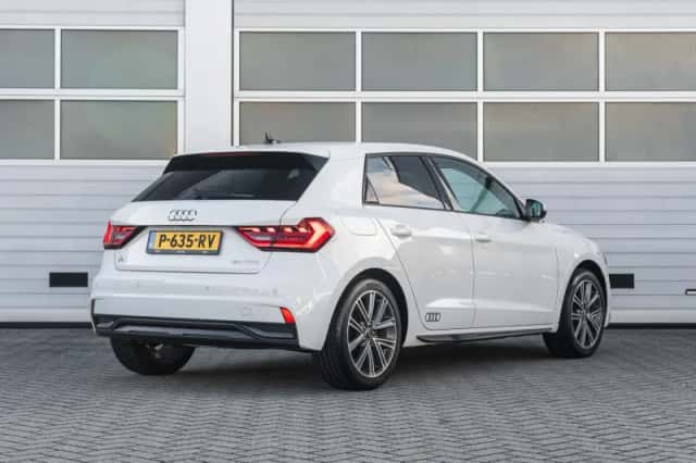 Audi A1 (2022) thumbnail 2