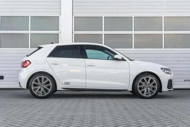 Audi A1 (2022) thumbnail 3