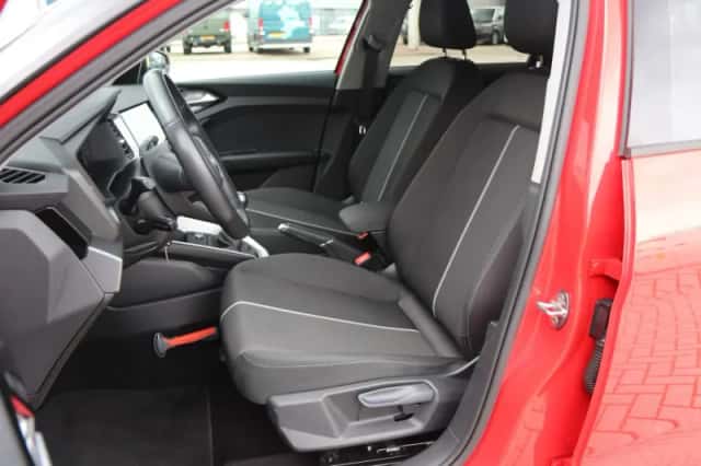 Audi A1 (2022) thumbnail 4