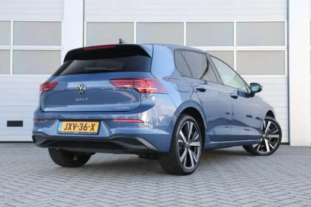 Volkswagen Golf (2026) thumbnail 2