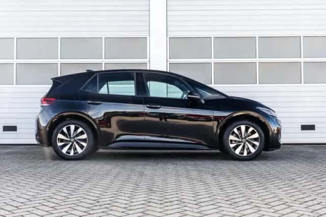 Volkswagen ID.3 (2026) thumbnail 3