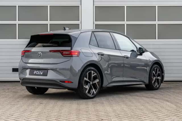 Volkswagen ID.3 (2026) thumbnail 2
