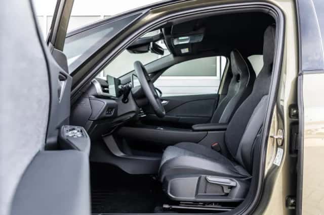 Volkswagen ID.3 (2026) thumbnail 4