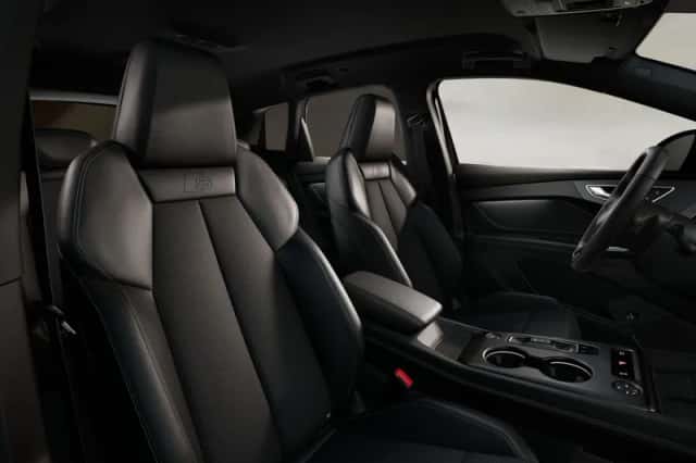 Audi Q4 e-tron (2026) thumbnail 4