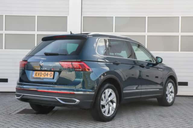Volkswagen Tiguan (2023) thumbnail 2