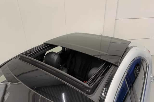Mercedes-Benz S-Klasse (2013) thumbnail 3
