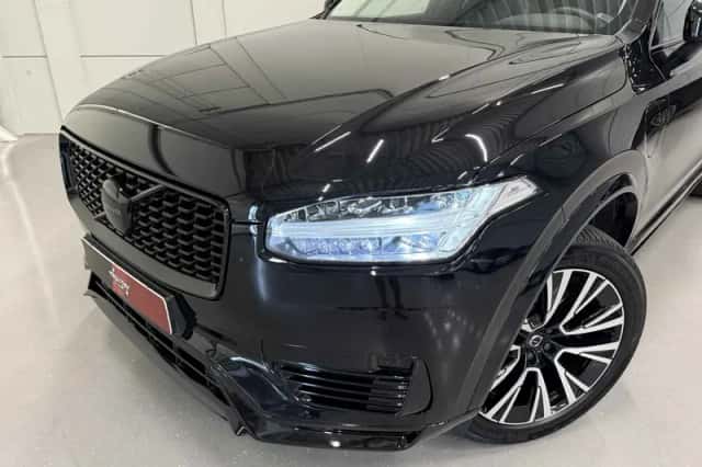 Volvo XC90 (2023) thumbnail 2