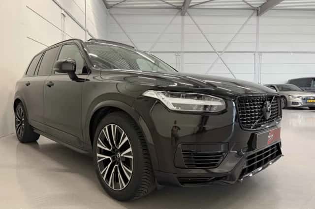 Volvo XC90 (2023) thumbnail 5