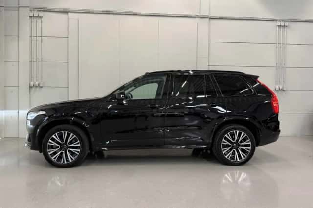 Volvo XC90 (2023) thumbnail 6