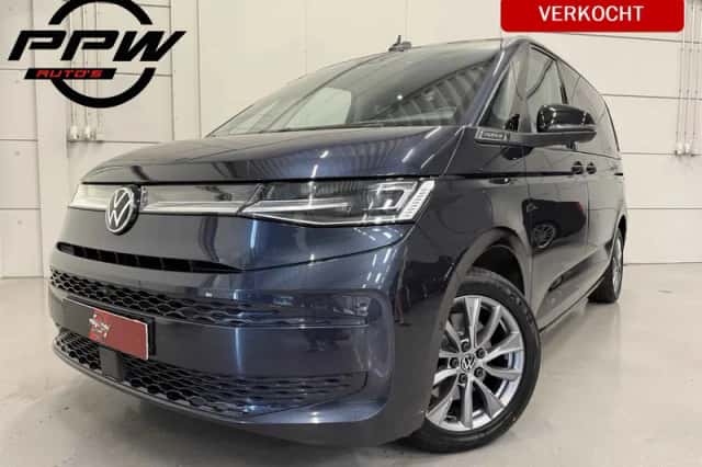 Volkswagen Multivan (2023) thumbnail 1