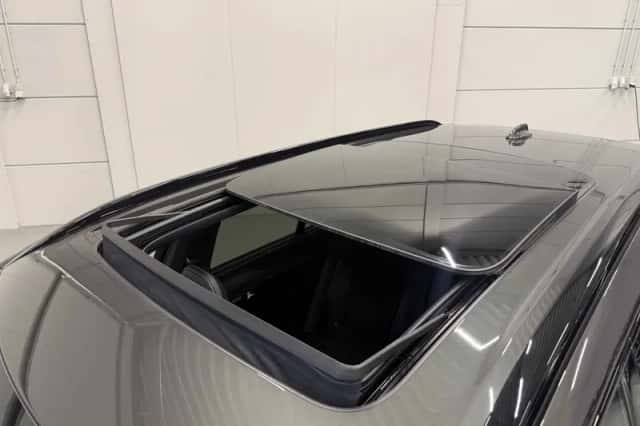 Volvo XC90 (2022) thumbnail 3